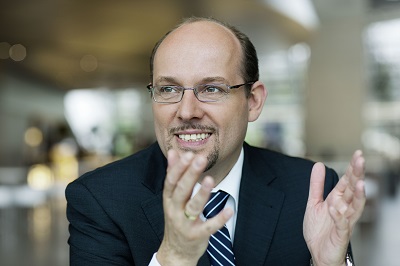 Alphabet Fuhrparkmanagement Arbeitsplatz 2