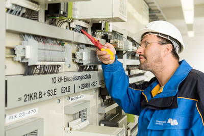 Stromnetz Hamburg Arbeitsplatz 1