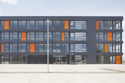 in-tech Arbeitsplatz 3